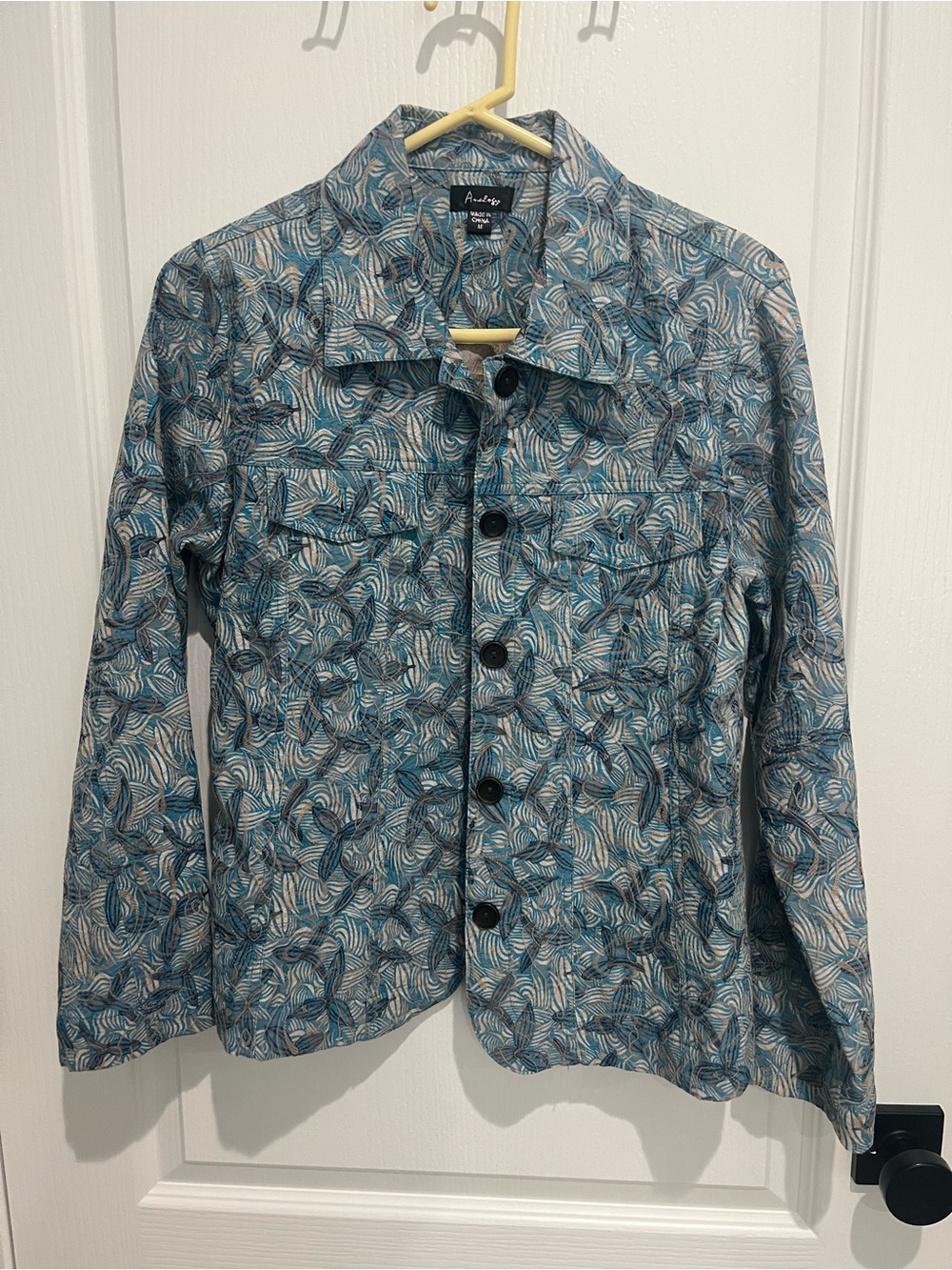 Analogy Blue Patterned Women’s Jean Jacket